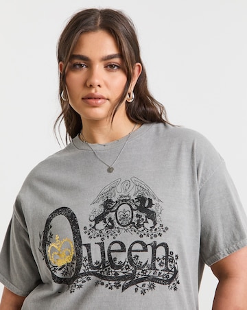 Simply Be Washed Grey Queen License T-Shirt