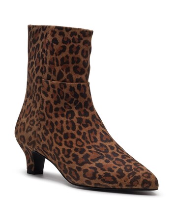 Hush Puppies Nahla Kitten Heel Boot