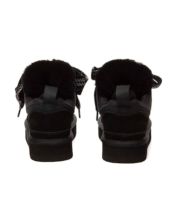 EVERAU Marbled Lace up Platform Boots in Black
