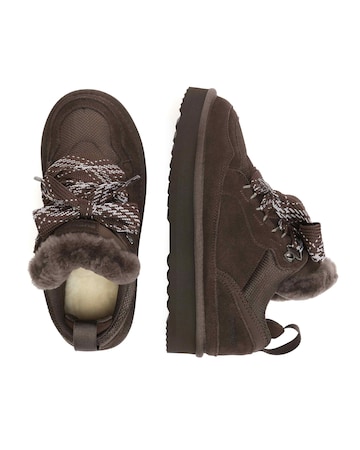 EVERAU Marbled Lace up Platform Boots in Chocolate