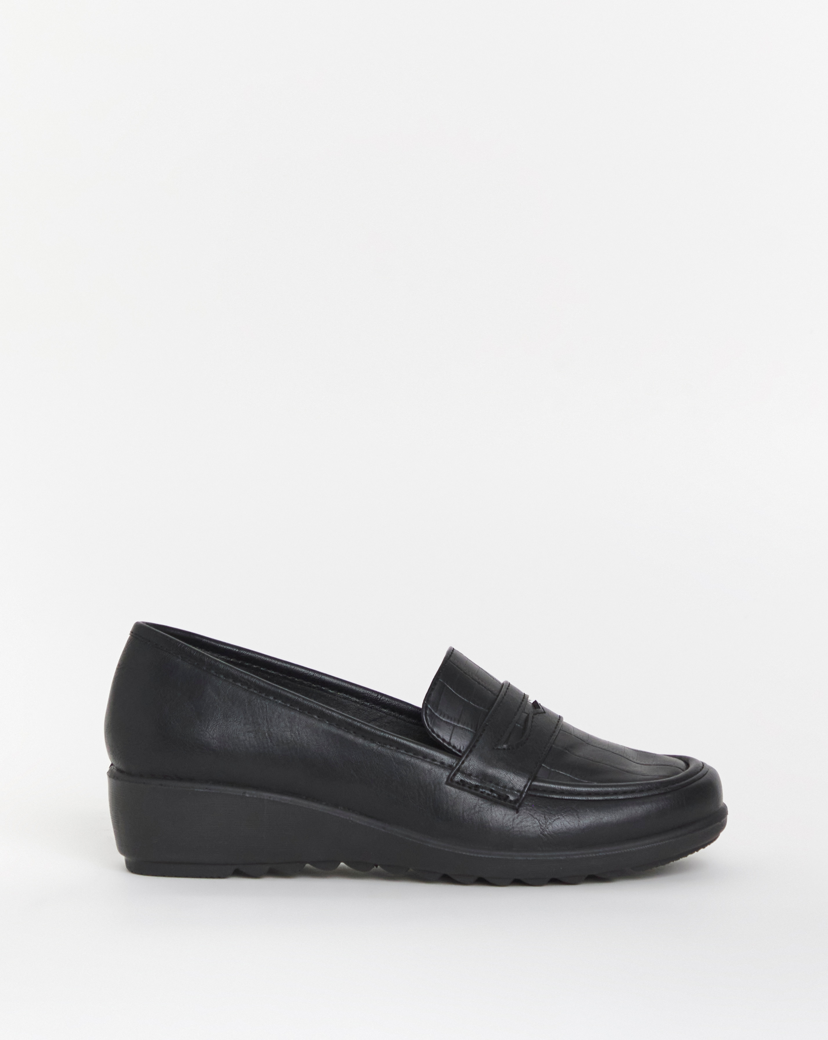 Cushion Walk Wedged Loafer E Fit