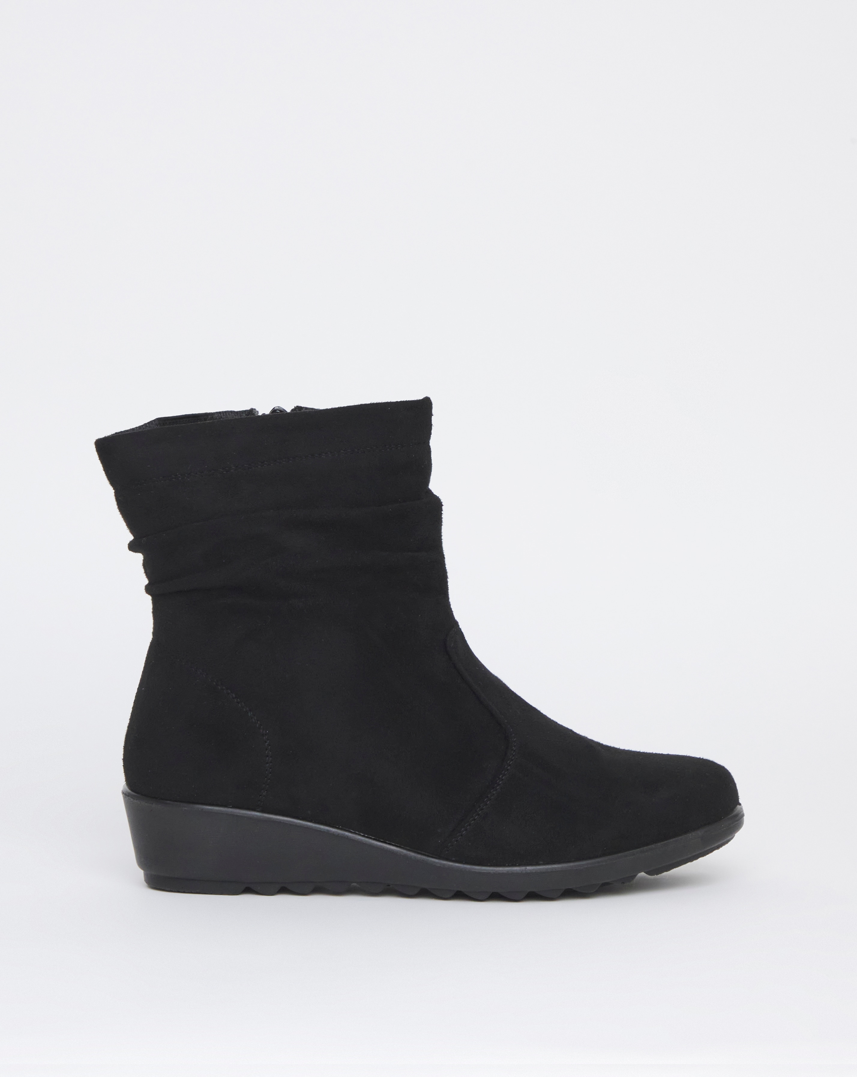 Cushion Walk Ruched Wedged Boots E Fit