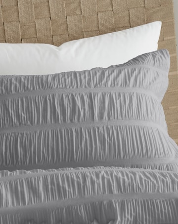 Catherine Lansfield Seersucker Duvet Cover Set