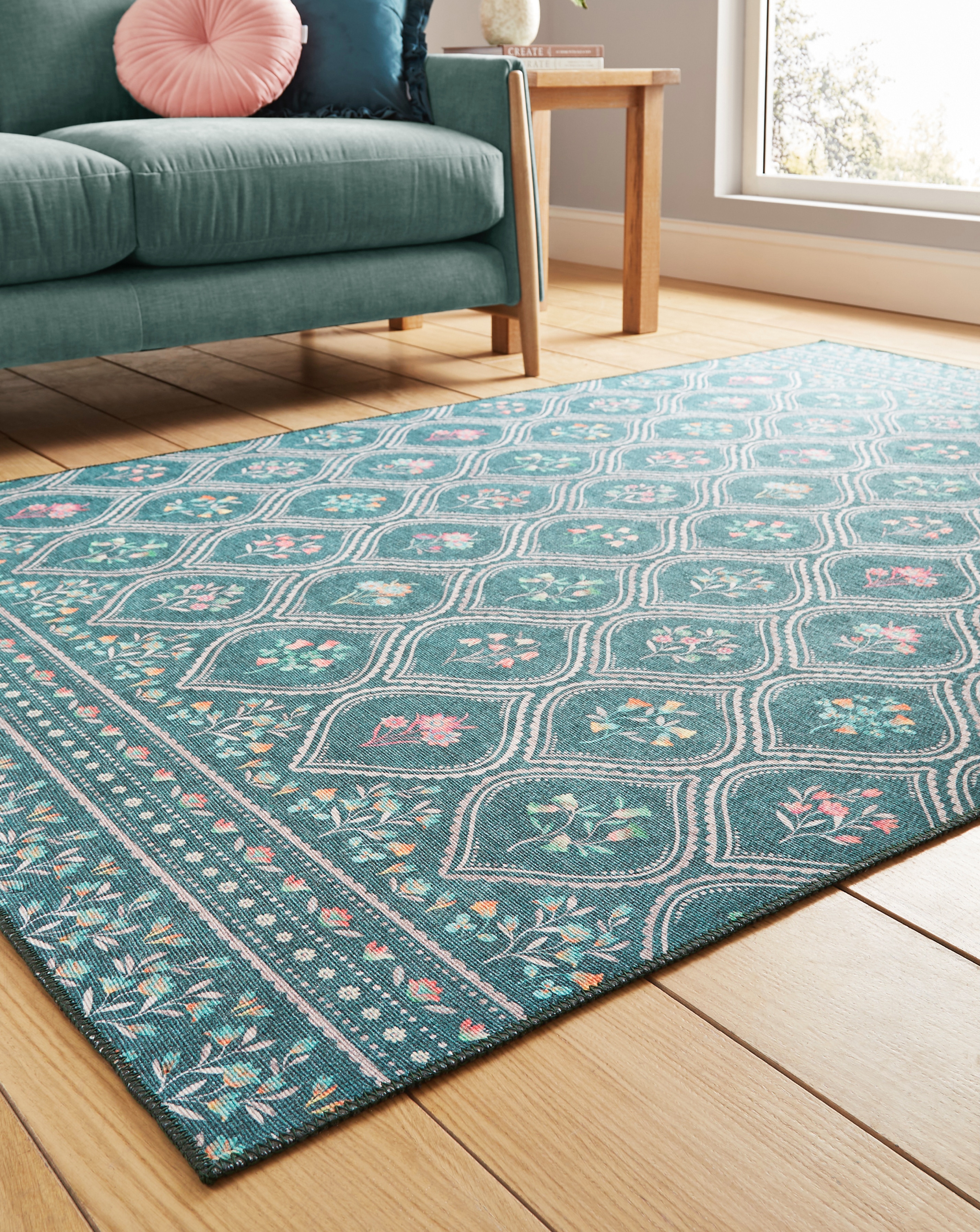 Catherine Lansfield Cameo Washable Rug