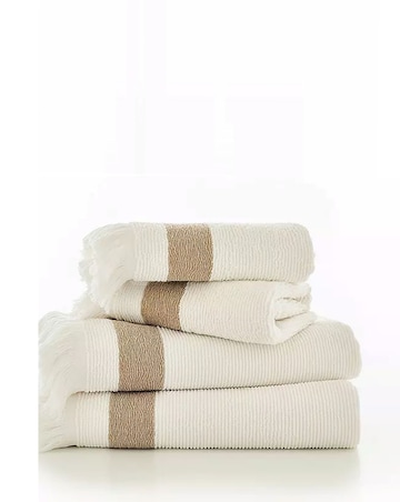 The Lyndon Company Oakwood Ridge Textured Fringed Towel