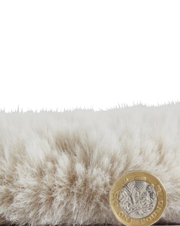 Think Rugs Supersoft Faux Fur Sheepskin Rug