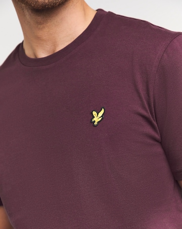 Lyle & Scott Burgundy Classic Short Sleeve T-Shirt - Burgundy