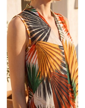 Roman Leaf Print Stretch Top