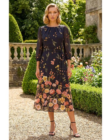 Roman Border Print Pleated Midi Dress