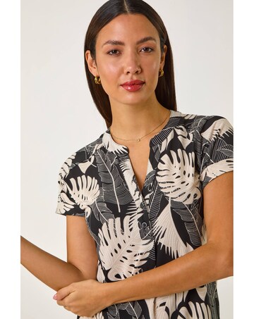 Roman Textured Leaf V-Neck Stretch Top