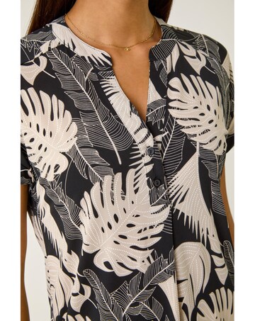 Roman Textured Leaf V-Neck Stretch Top