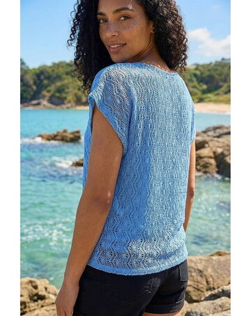 Roman Lace Overlay Stretch Top