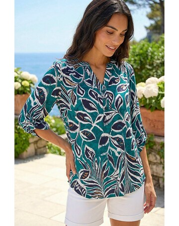 Roman Textured Leaf Print Shirt