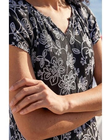 Roman Textured Print V-Neck Vest Top
