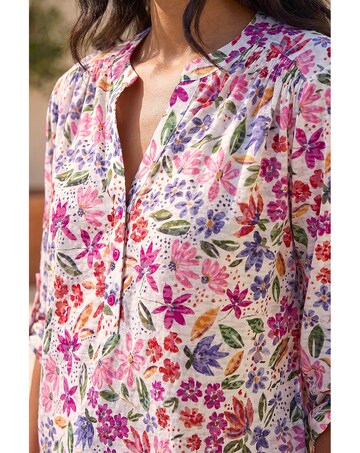 Roman Floral Print Burnout V-Neck Top
