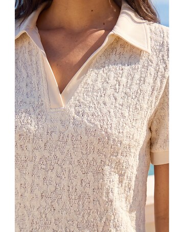 Roman Textured Collar V-Neck Top