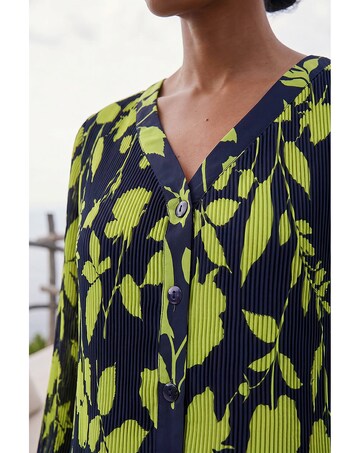 Roman Floral Print Pleated Blouse