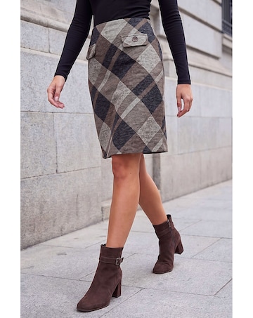 Roman Button Check A-Line Skirt