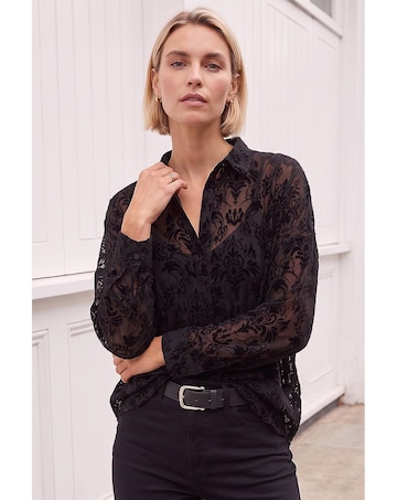 Roman Textured Floral V-Neck Top