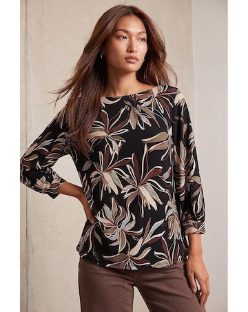 Roman Dropped Shoulder Puff Print Top