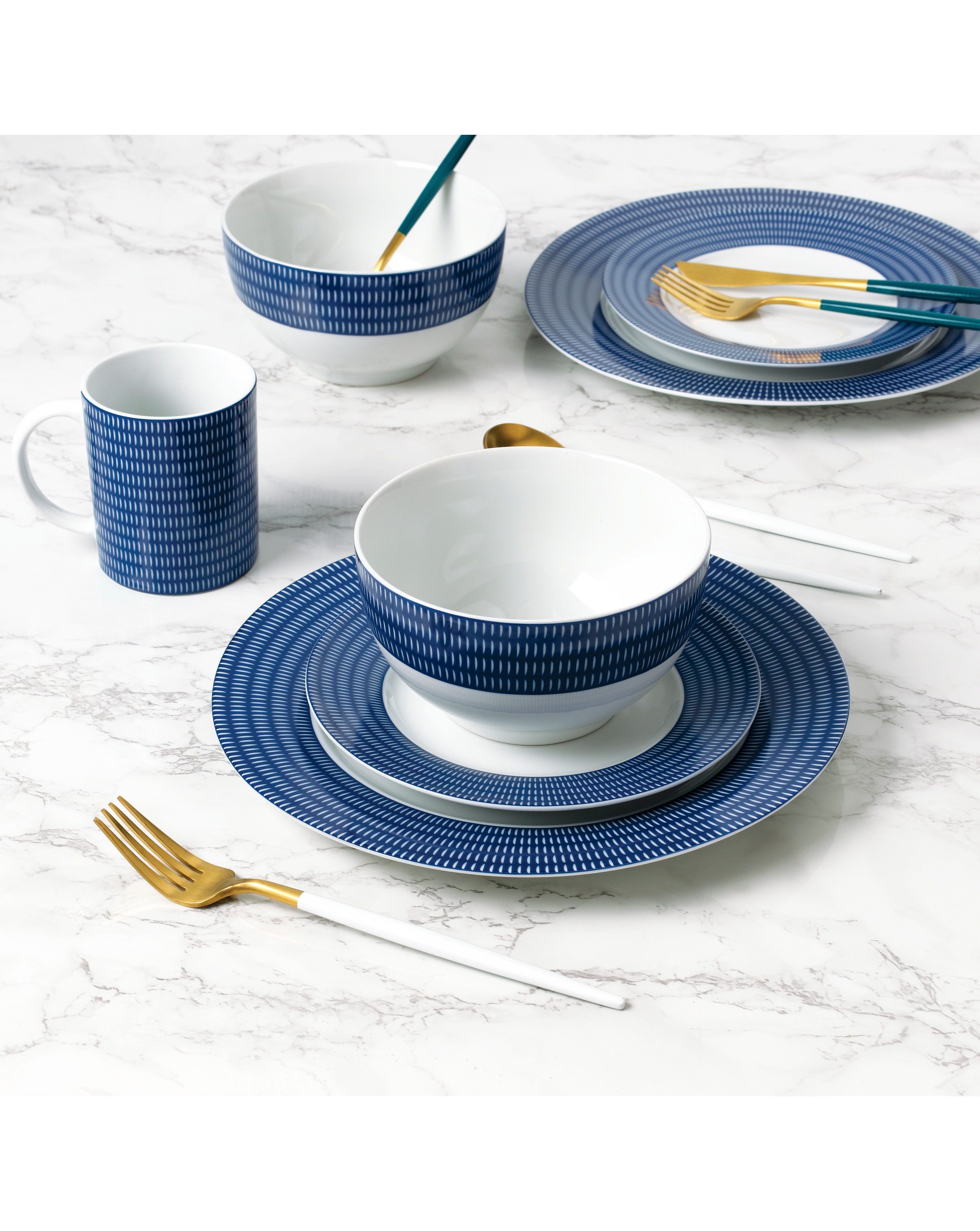 Waterside 16 Piece Blue Linear Set