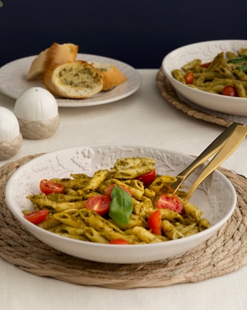 Price & Kensington Set of 4 Acorn Pasta Bowls
