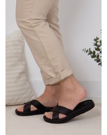 totes Ladies Bounce Toe Post Sandal