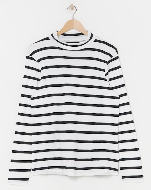 Turtle Neck Long Sleeve Top