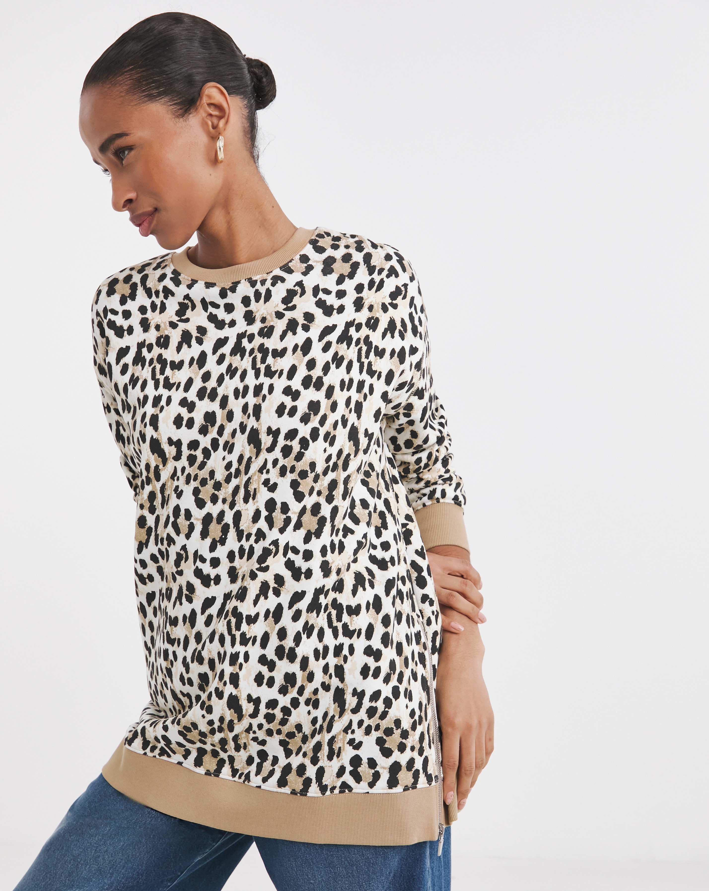 The Classic Longline Sweat