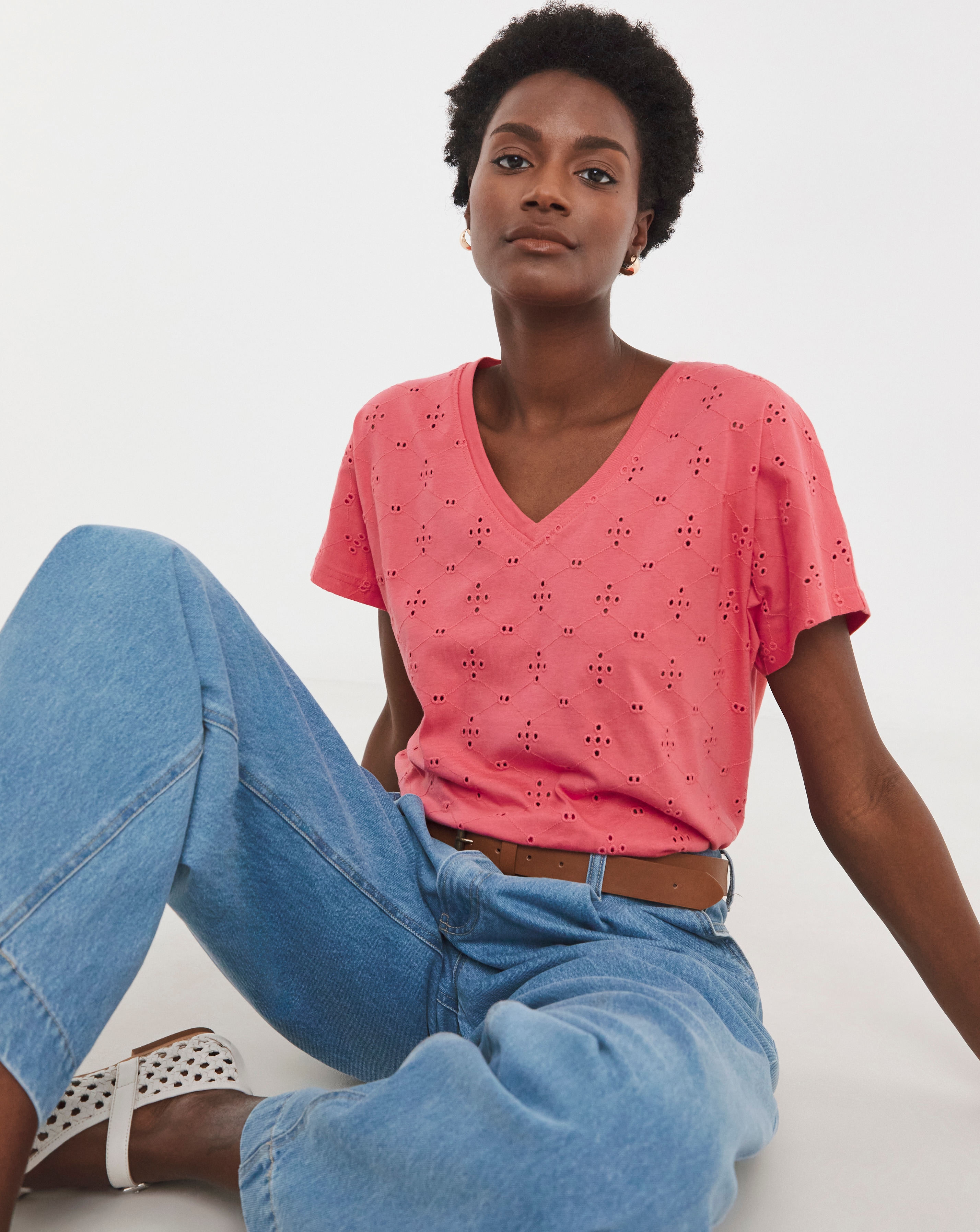 V Neck Broderie Short Sleeve T-Shirt