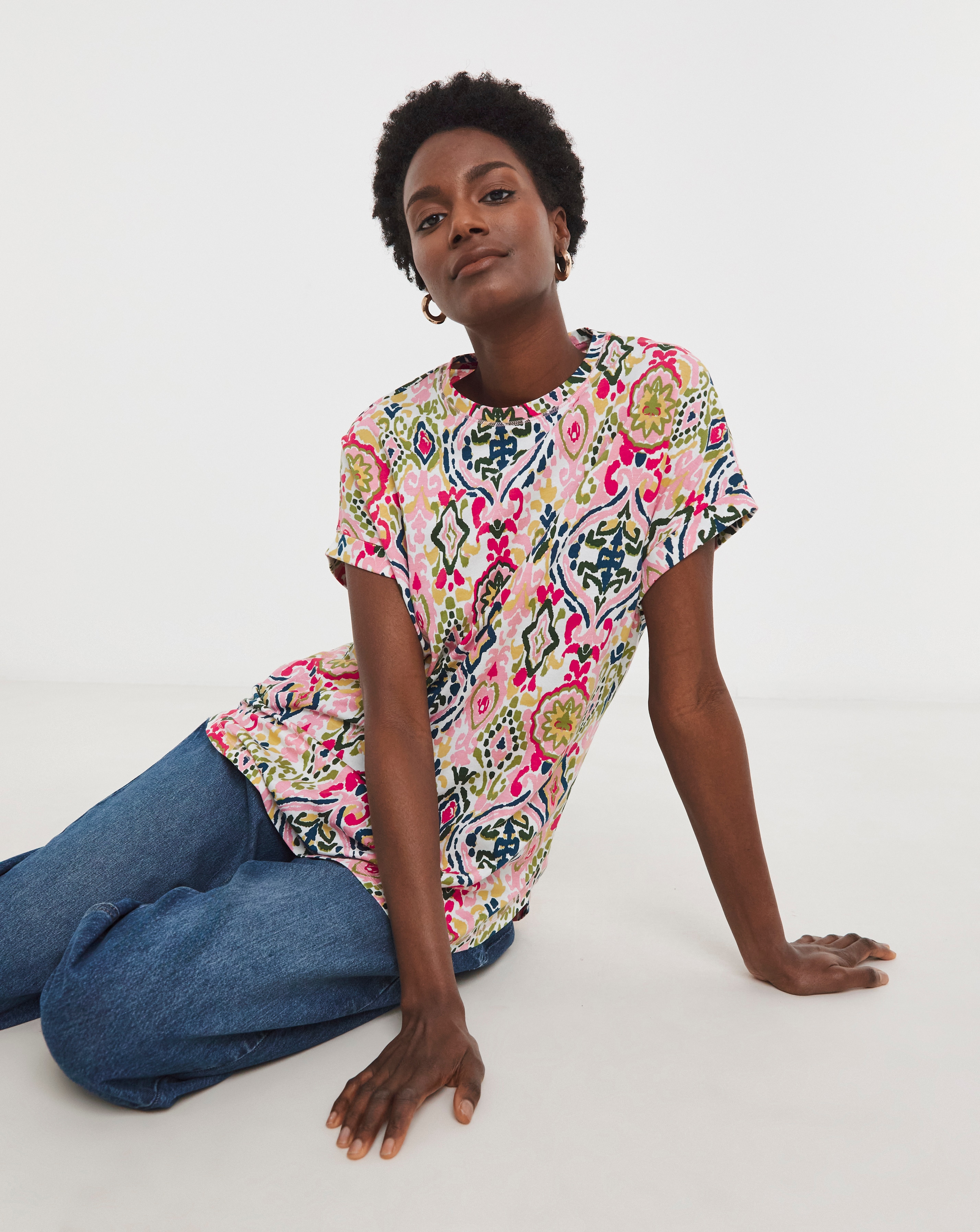 The Longline Short Sleeve Curved Hem Top