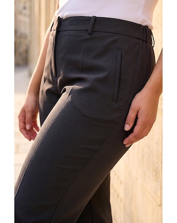 Roman Curve Straight Leg Trouser