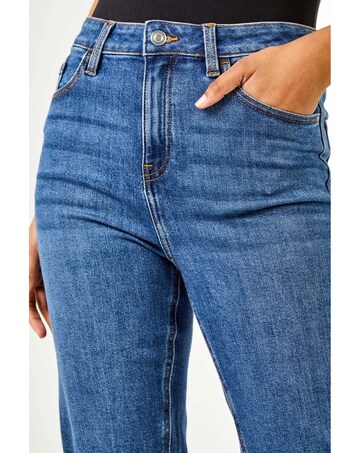 Roman Essential Stretch Knee Shorts