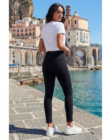 Roman Denim Cropped Jegging (29 Inch)