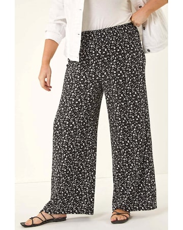 Roman Curve Textured Wide Leg Trousers