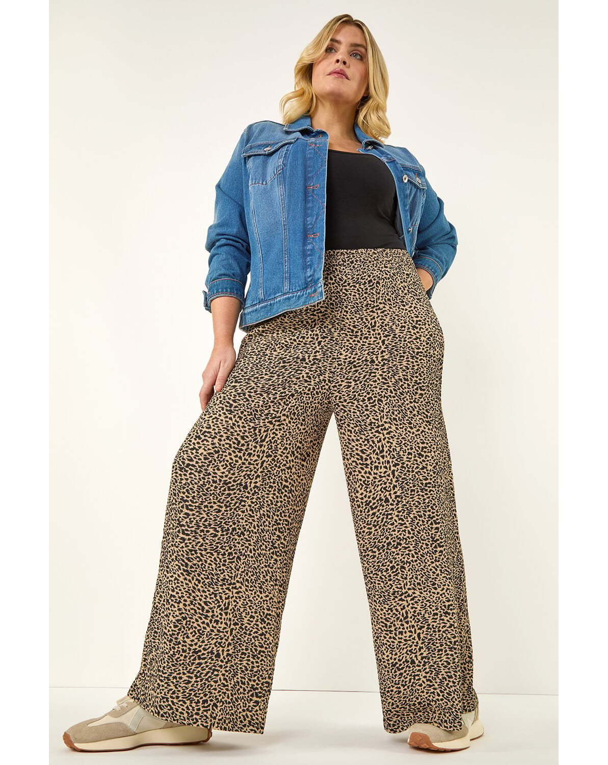 Roman Curve Textured Animal Trousers