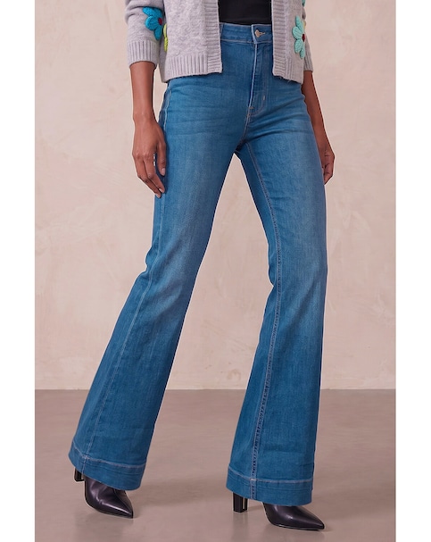 Roman Pocket Stretch Flare Jeans