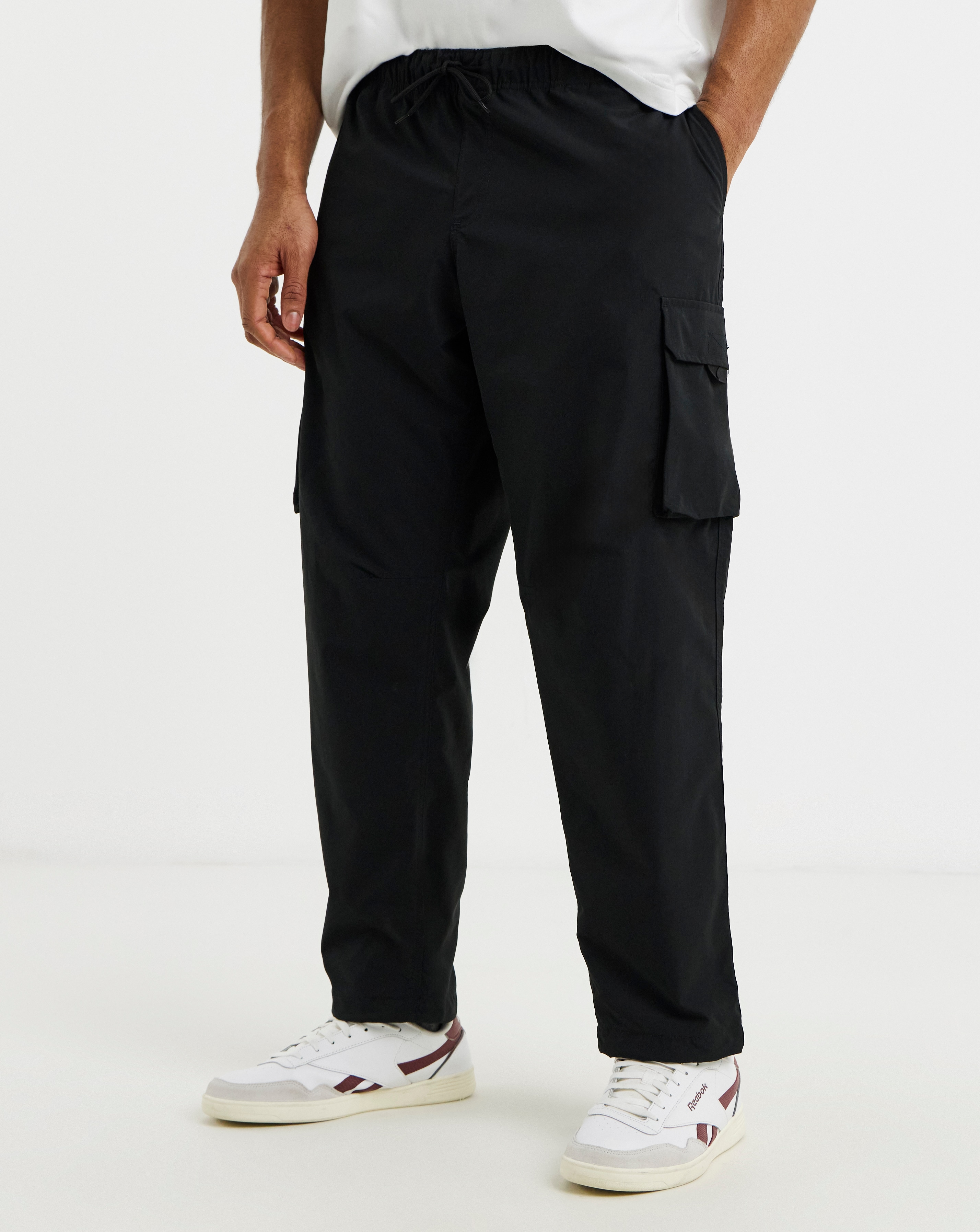 New In - Jack & Jones Kane Ivan Cargo Trousers