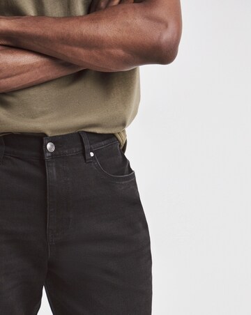 Union Wardrobe Classic Slim Jeans