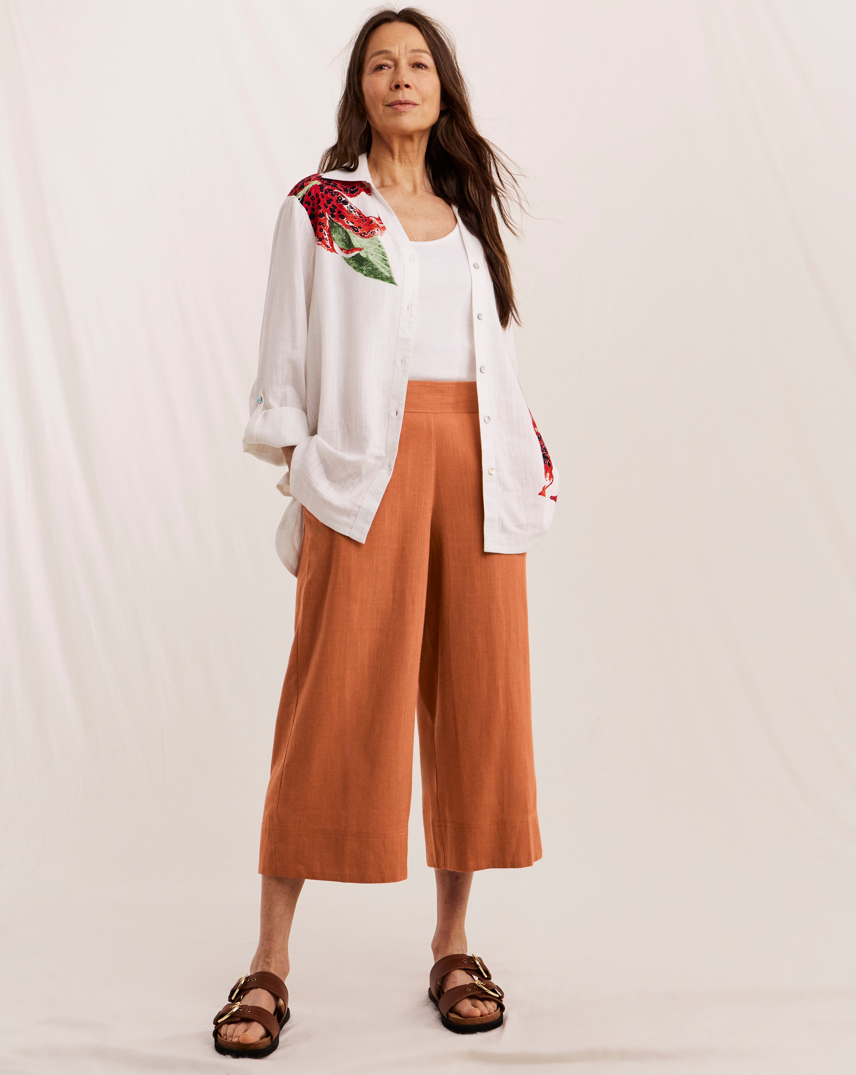 New In - Julipa Petite Cropped Linen Trousers
