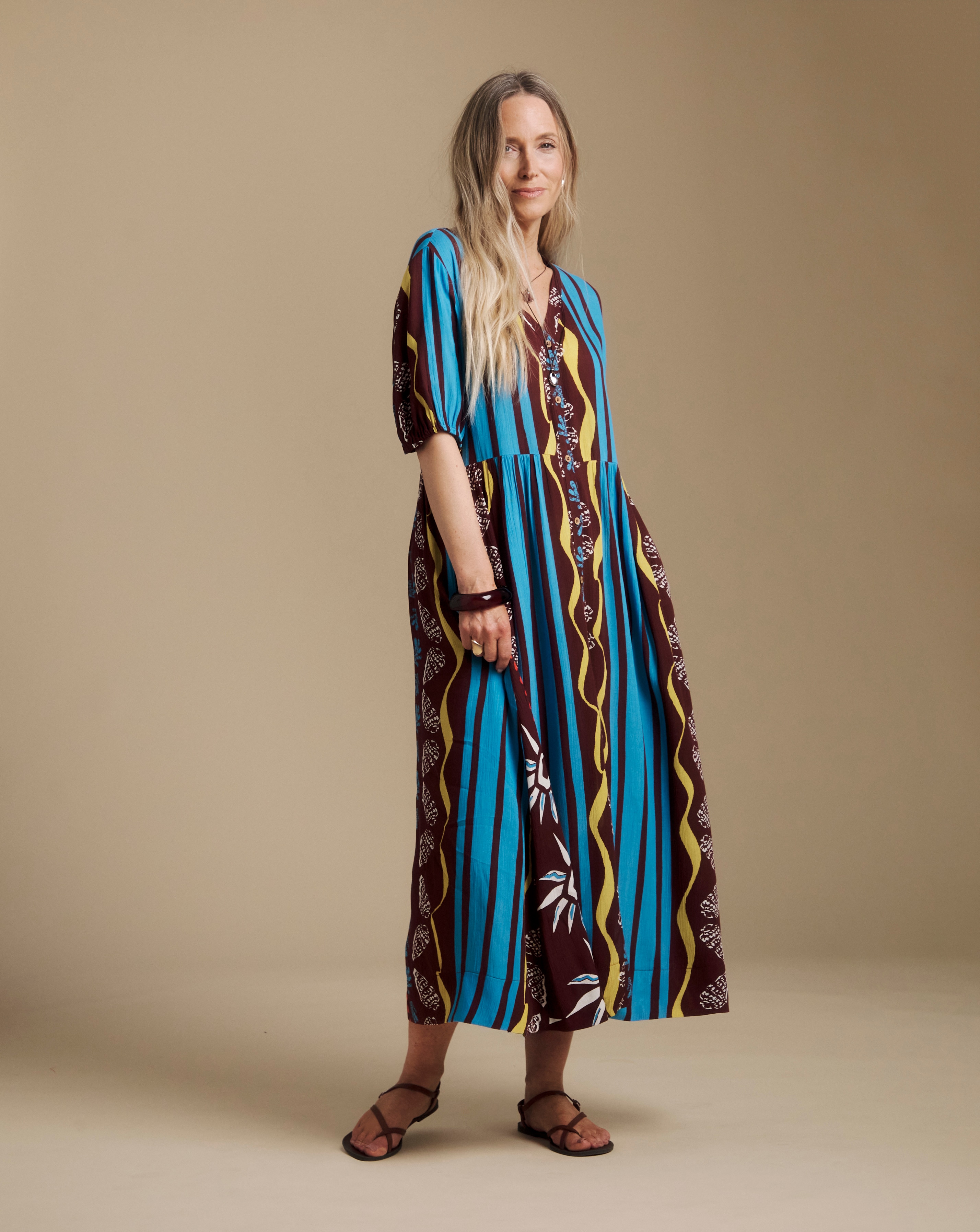 New In - Julipa Crinkle Button Down Midi Dress