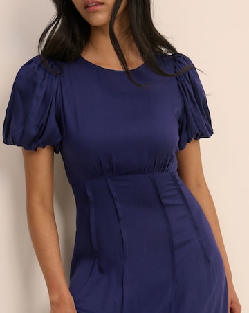 NOBODYS CHILD PETITE QUINN MIDI DRESS