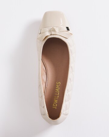 Quilted Square Toe Ballerina - Wide Fit (E)