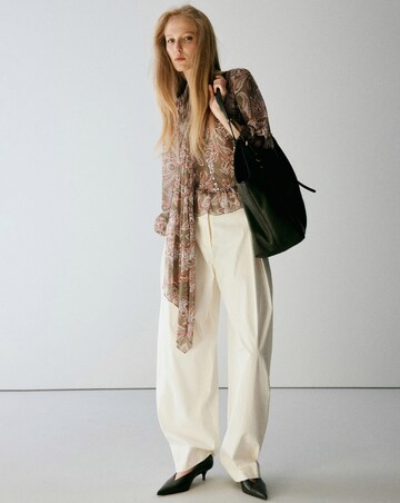 Mango Blouse Curry
