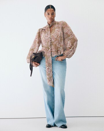 Mango Blouse Curry