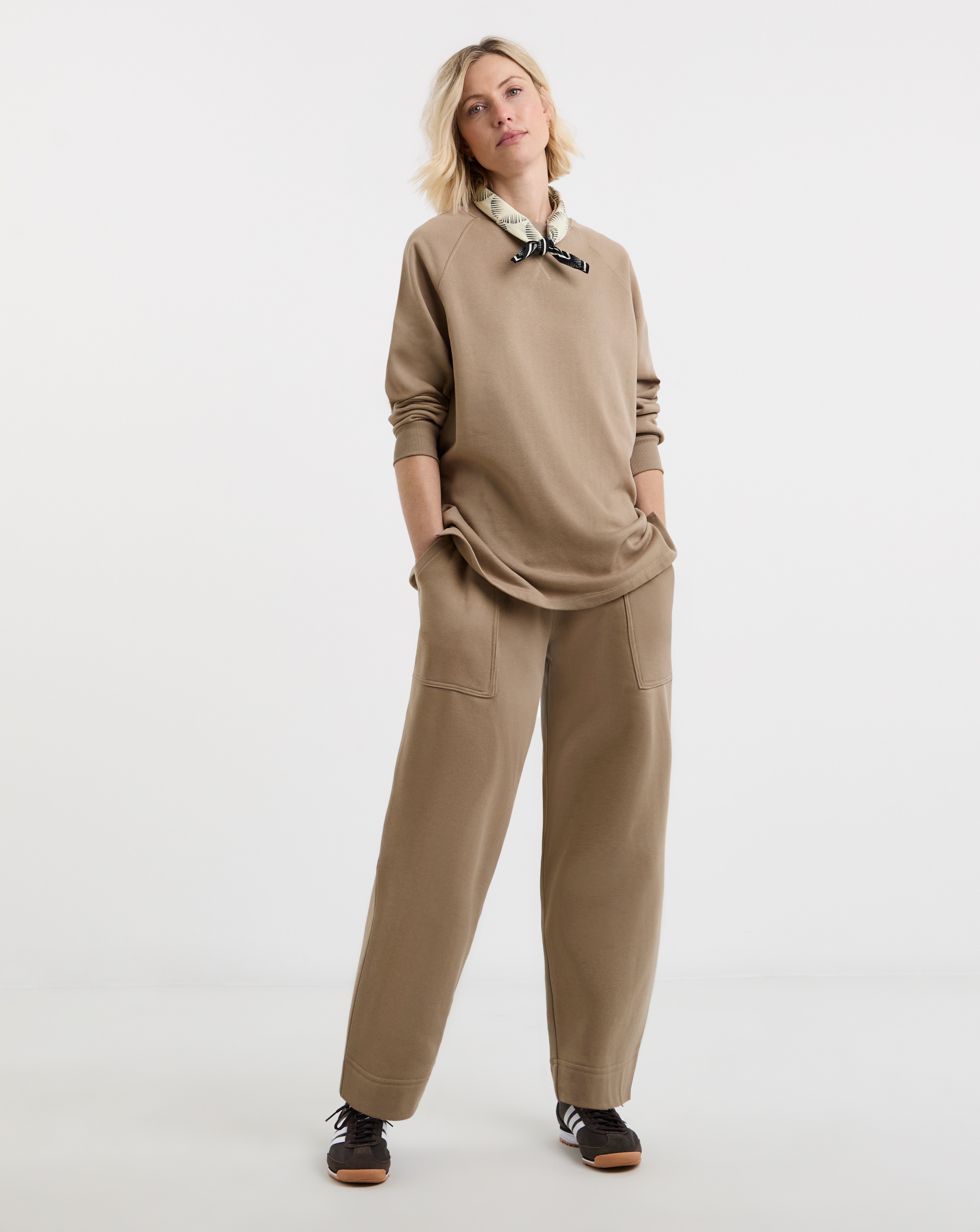 New In - Mocha Barrel Leg Jogger