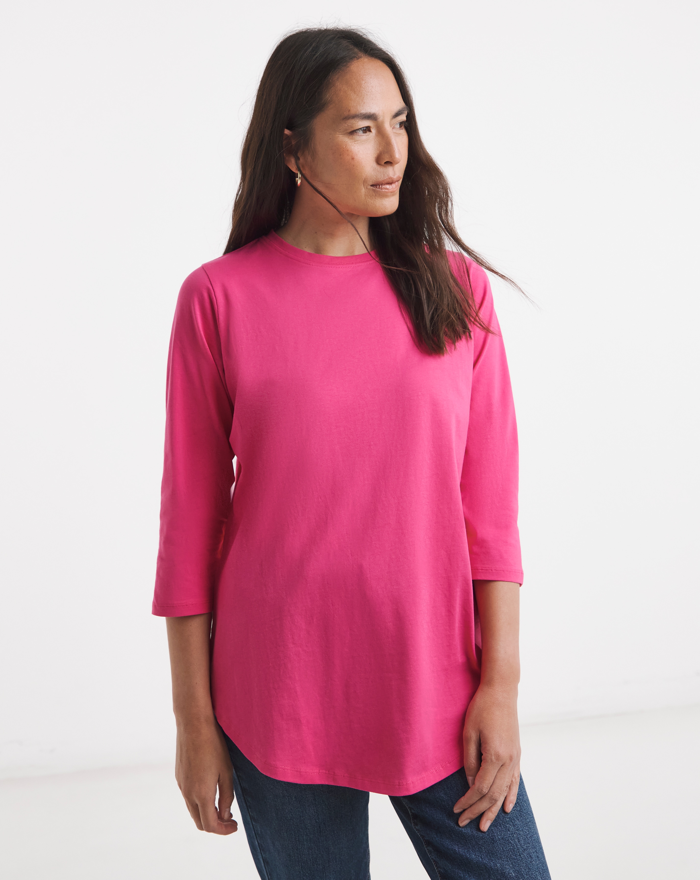 Longline Curved Hem 3/4 Sleeve Top
