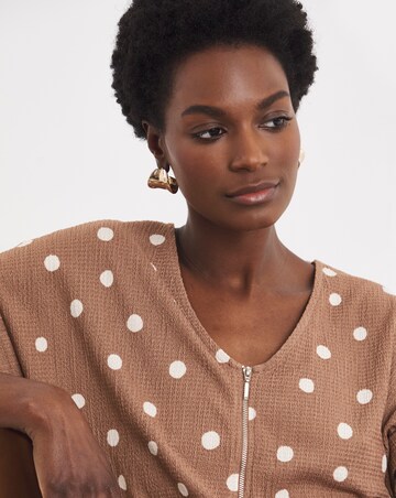 Textured V-Neck Zip Front Longline Top