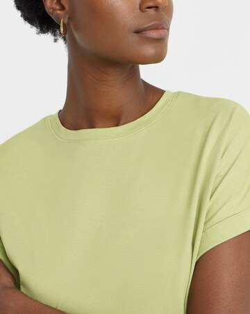 The Longline Short Sleeve Curved Hem Top