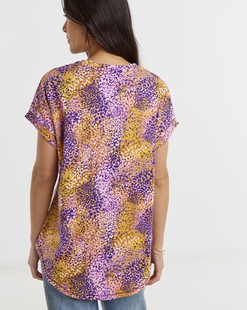 The Longline Short Sleeve Curved Hem Top